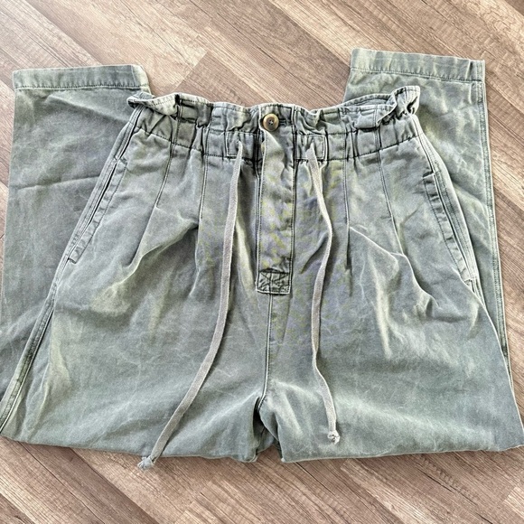 Free People Margate Pleated Trouser Paperbag Tie Waist Pants Size M Olive Green - Picture 3 of 10